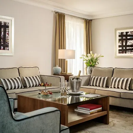 Hotel Maison Messmer - Ein Mitglied Der Hommage Luxury Collection 5*