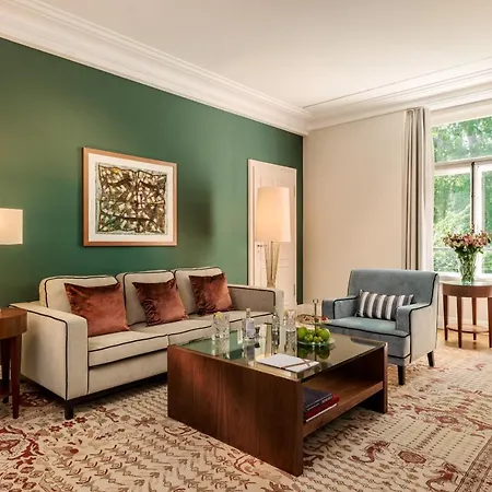 Maison Messmer - Ein Mitglied Der Hommage Luxury Collection מלון באדן-באדן